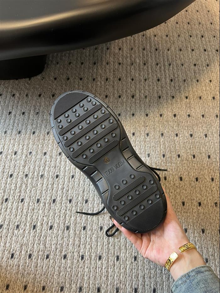 20251128164350517 320